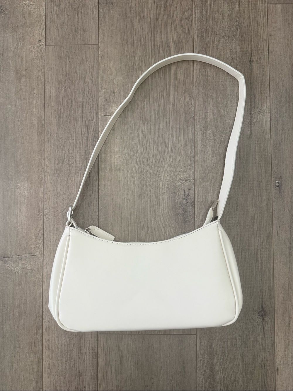 Stylish Versatile White Shoulder Bag NWOT
